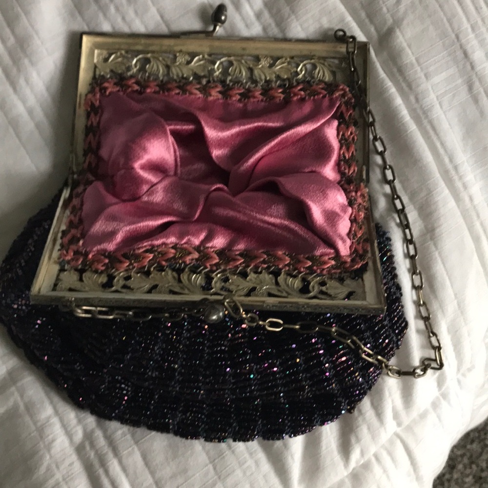 Antique metallic beaded bag.. beautiful - Picture 2 of 2